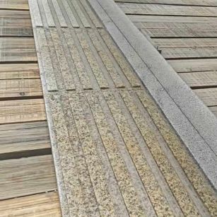 常德黄金麻盲道石 盲条